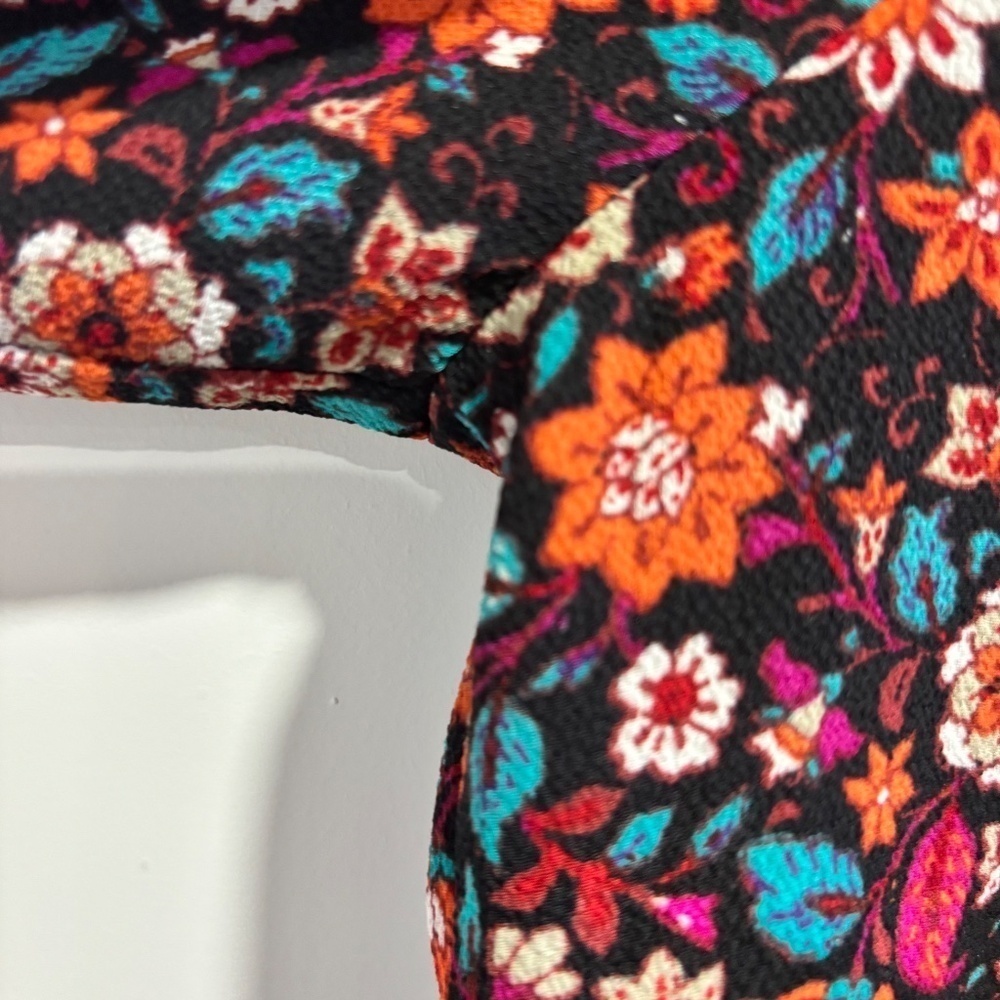Figueroa & Flower boho floral print 3/4 sleeve top size PM - Picture 4 of 14